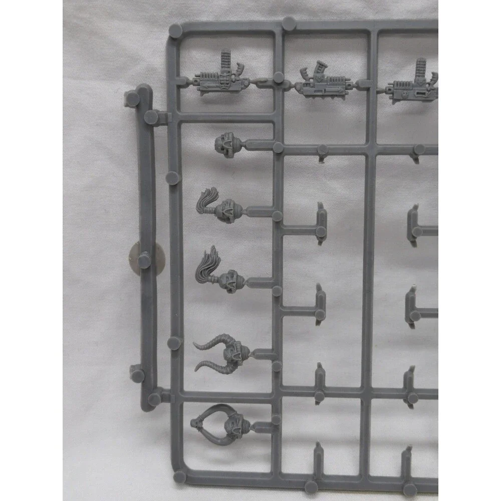 *Incomplete* Warhammer 40K Chaos Marine Squad Legionaires Sprue
